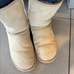 UGG Classic Beige Winter Boots